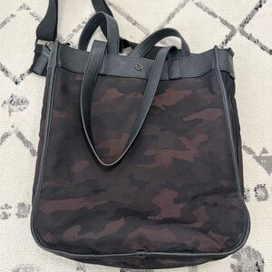 Lululemon large now and always tote shoulder Black/ Brown Camo laptop